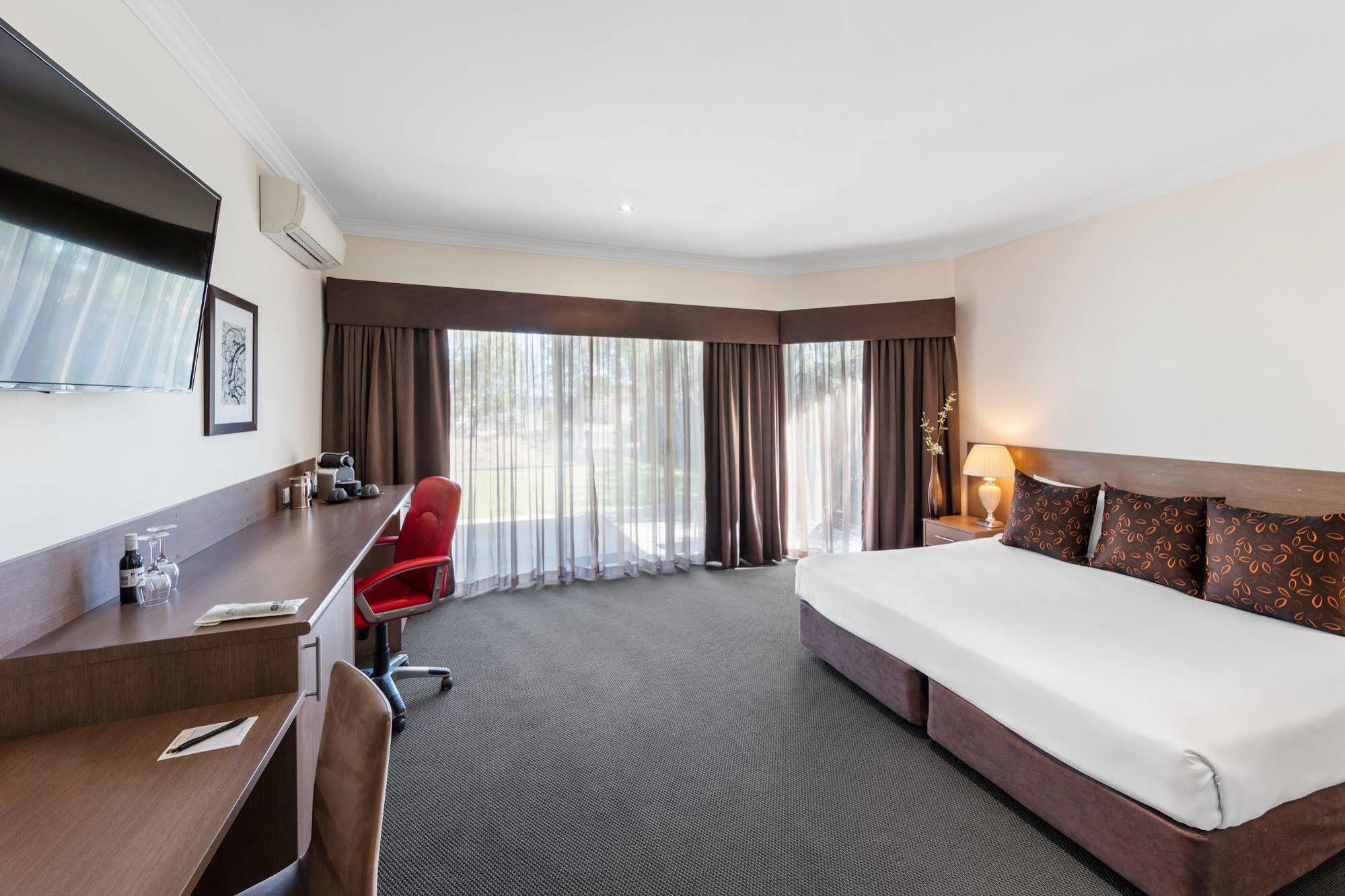 Hunter Gateway Motel Мейтленд Экстерьер фото